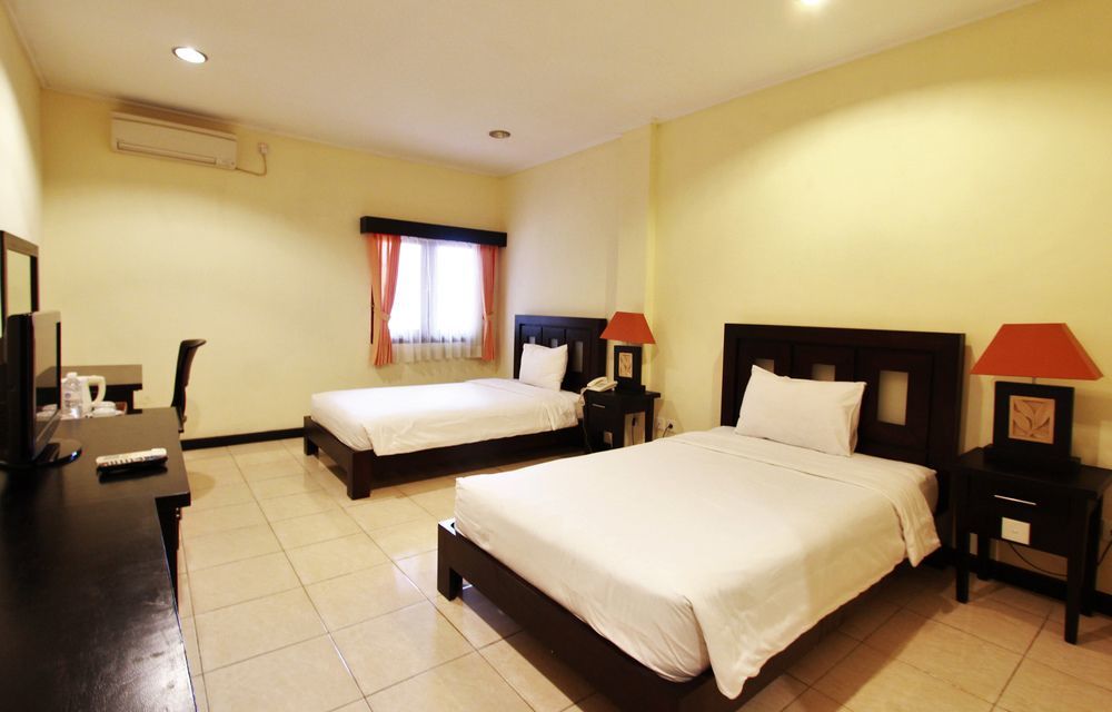 Hotel Intansari Denpasar  Exterior photo