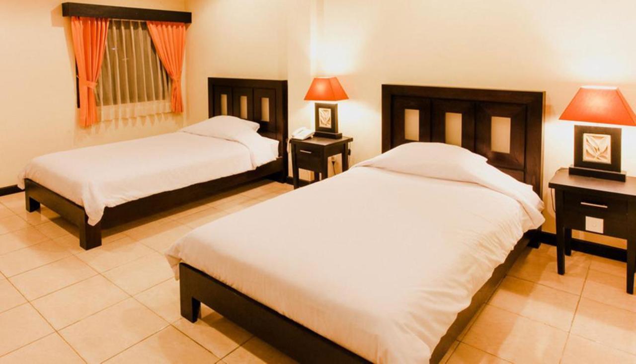 Hotel Intansari Denpasar  Exterior photo